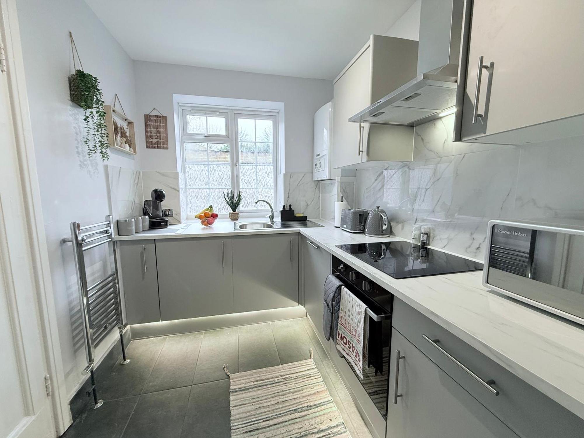 Staylondon - Sleeps 6 With Free Parking - Tourist, Concerts & Matches Exteriör bild